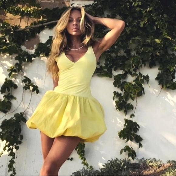 New Zara Mixed Ballon Yellow Mini Dress NWOT Size XS Blogger Influencer Favorite - Picture 2 of 16